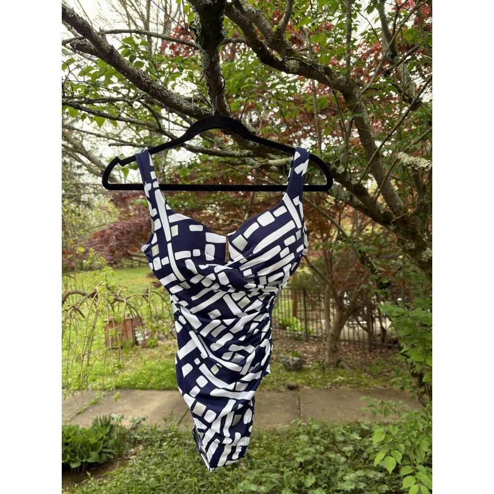 Miraclesuit Escape One-Piece Women's navy white silver padded underwear notched